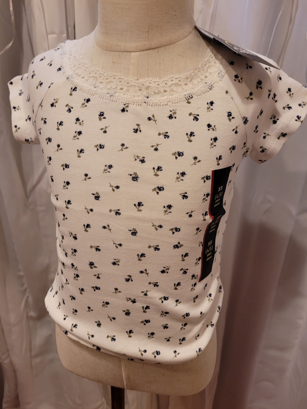 art class White Tee with Navy Floral Print and Lace Trim